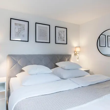 Seeliebe 70 Qm I 2 Schlafzimmer I 5 Min Zum I Ueberdachte Terrasse I Nahe Werbellinsee